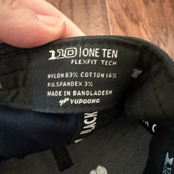 NWOT Black Clover Live Lucky Navy Adjustable Hat Cap American Flag - Picture 6 of 7